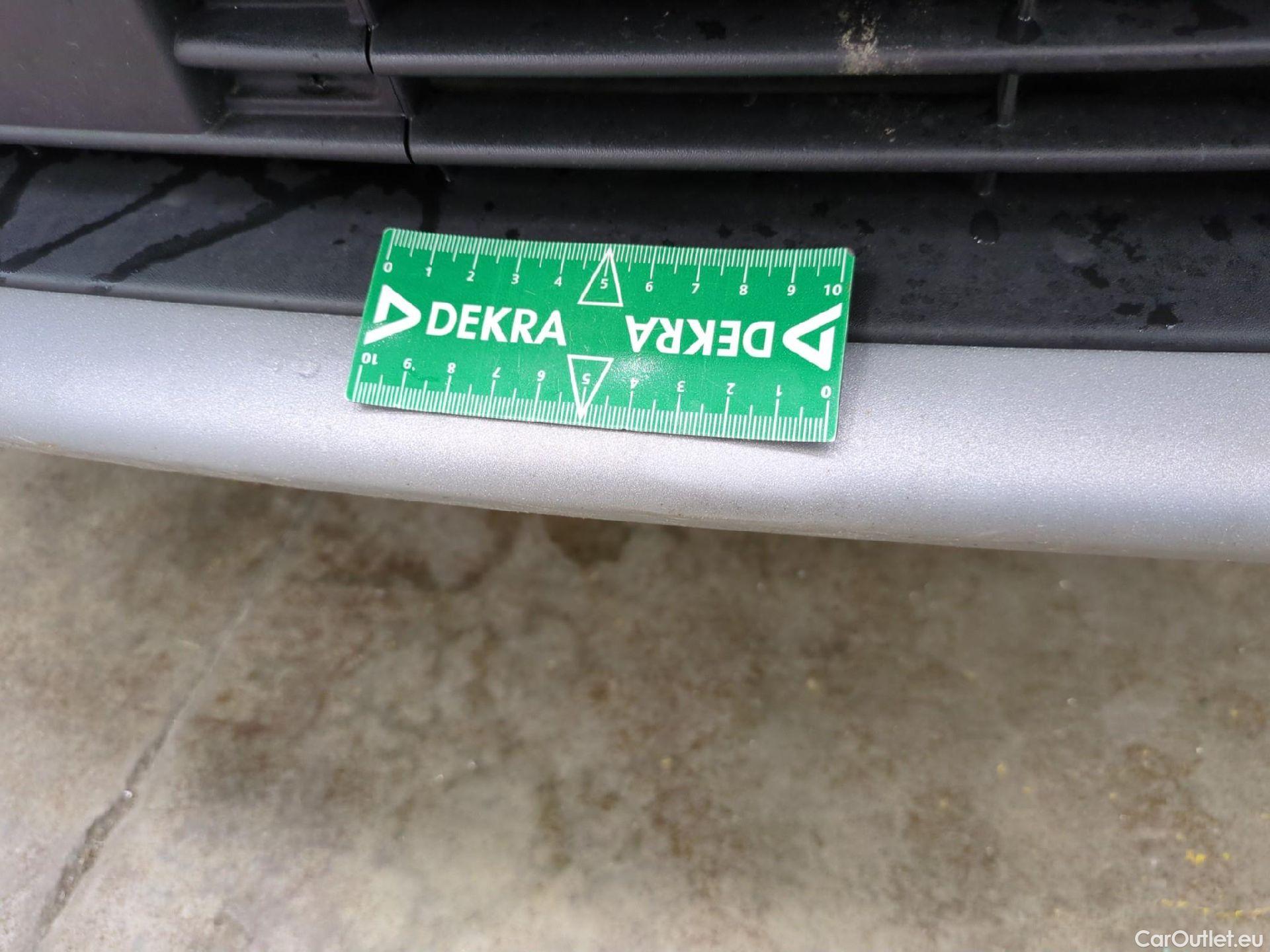  Opel   Grandland X Grandland X Elegance Business 1.5 130CV BVA8 E6d #30