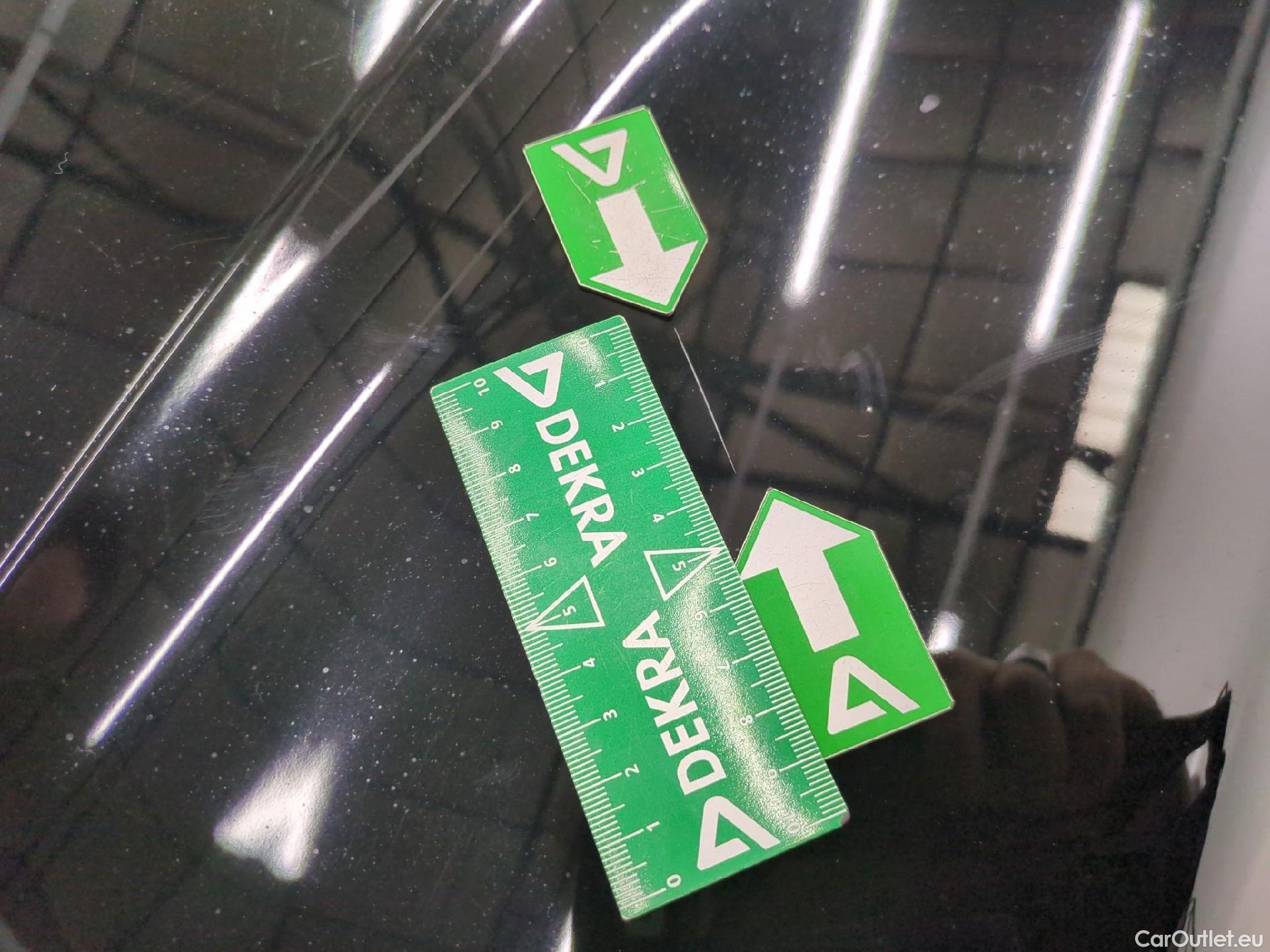  Opel   Grandland X Grandland X Elegance Business 1.5 130CV BVA8 E6d #34