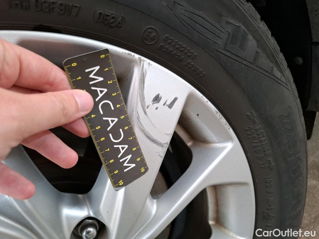  Hyundai  Tucson HYUNDAI  / 2018 / 5P / SUV 1.6 CRDI 115 HYBRID 48V CREATIVE #20