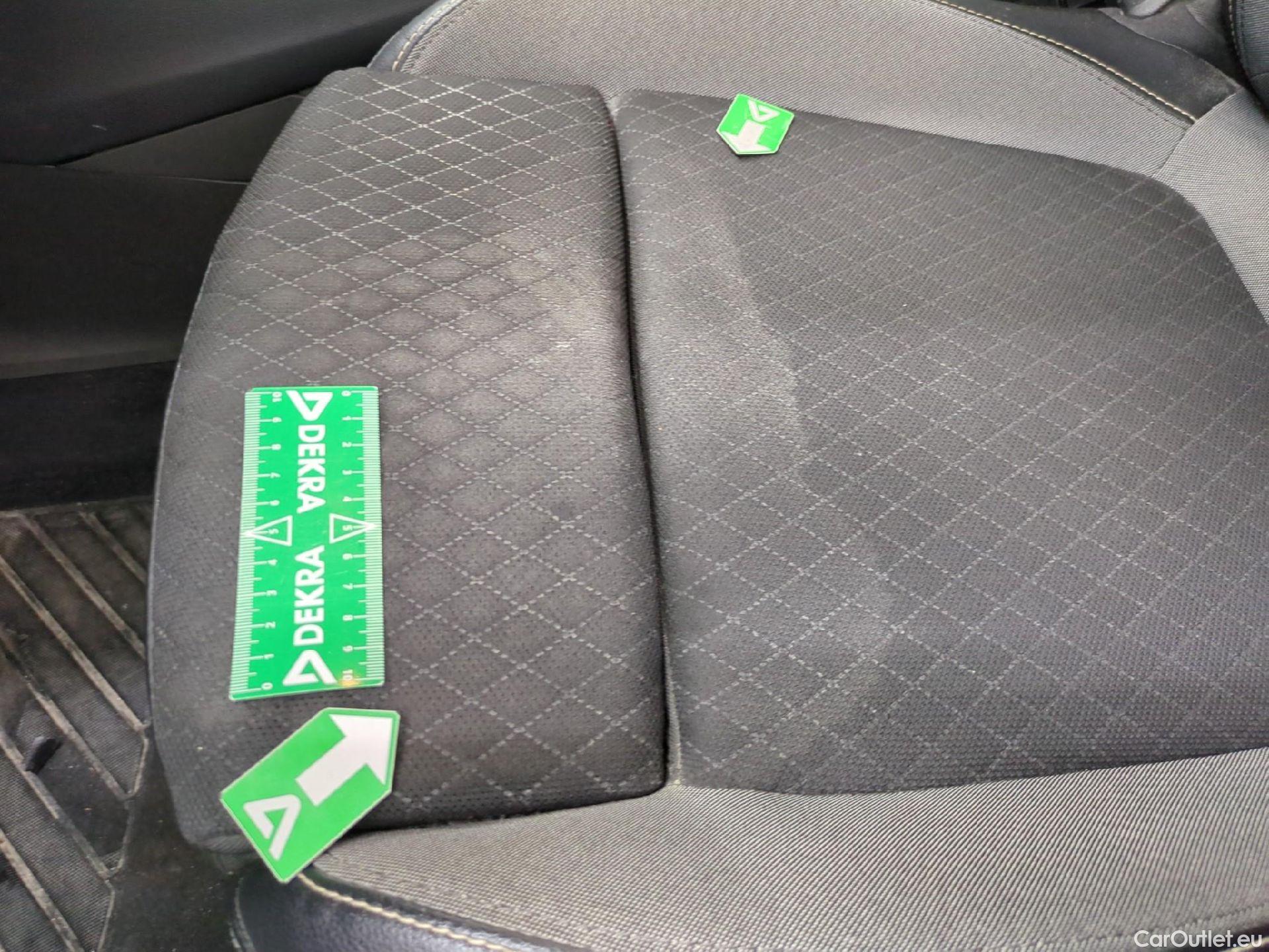  Opel   Grandland X Grandland X Elegance Business 1.5 130CV BVA8 E6d #9