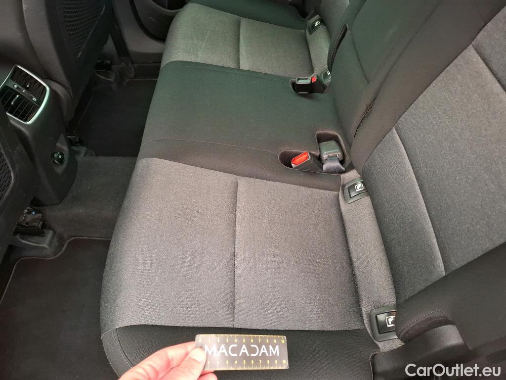  Hyundai  Tucson HYUNDAI  / 2018 / 5P / SUV 1.6 CRDI 115 HYBRID 48V CREATIVE #63