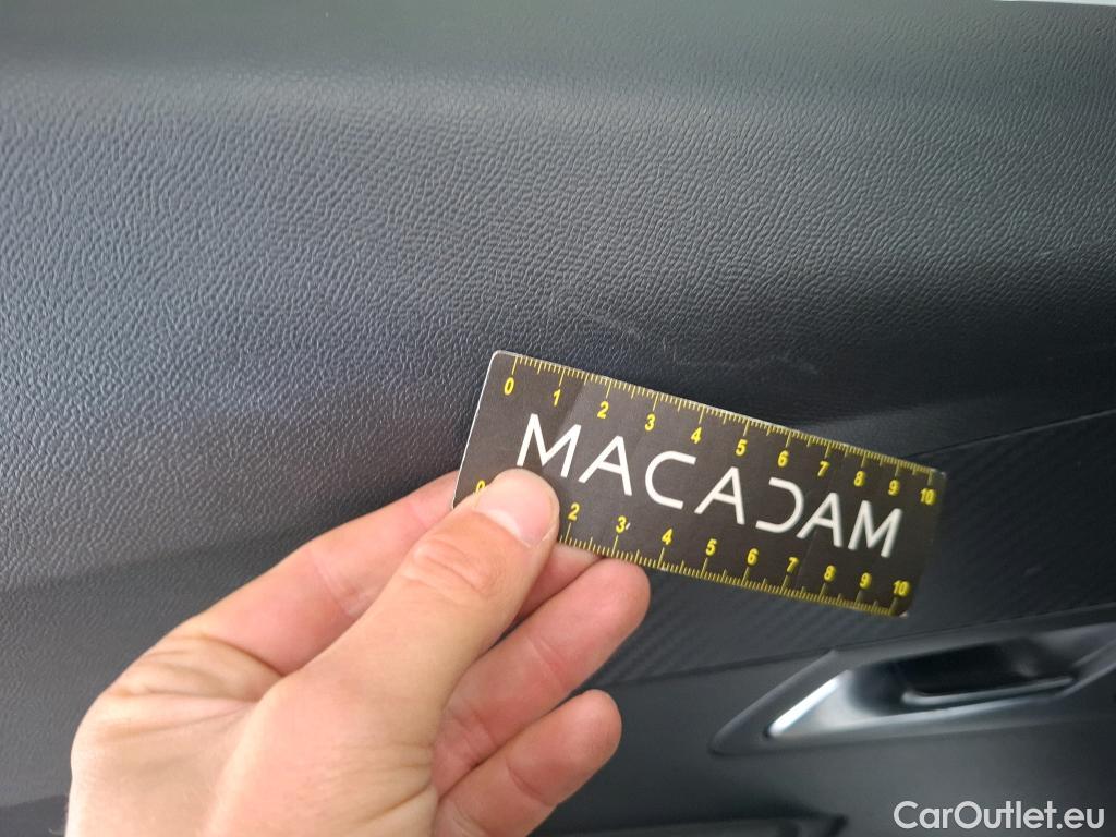  Peugeot  2008  Allure Pack 1.5 HDi 130CV BVA8 E6d #2