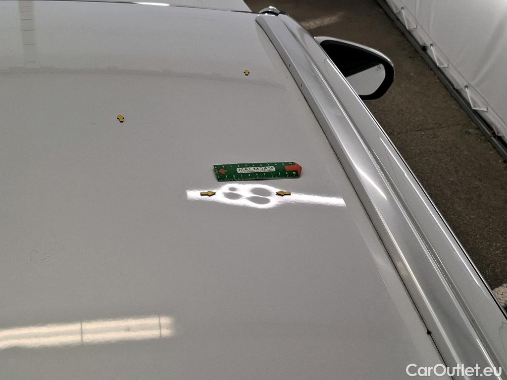  Peugeot  3008  Allure Pack 1.5 HDi 130CV BVA8 E6d #2