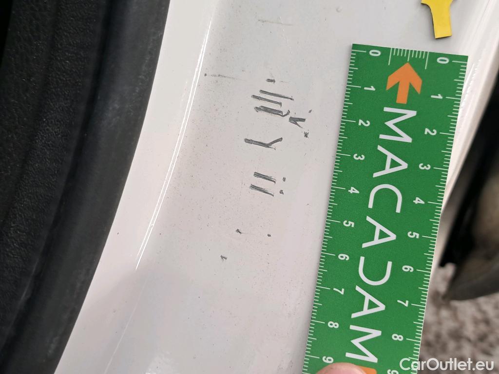  Nissan  Qashqai NISSAN  / 2017 / 5P / Crossover 1.5 DCI 115 Business Edition #8