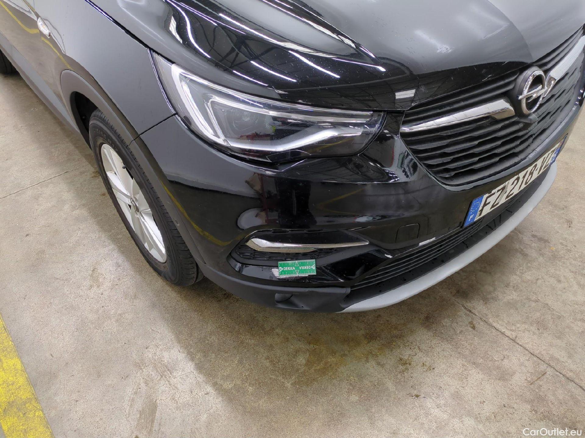  Opel   Grandland X Grandland X Elegance Business 1.5 130CV BVA8 E6d #26