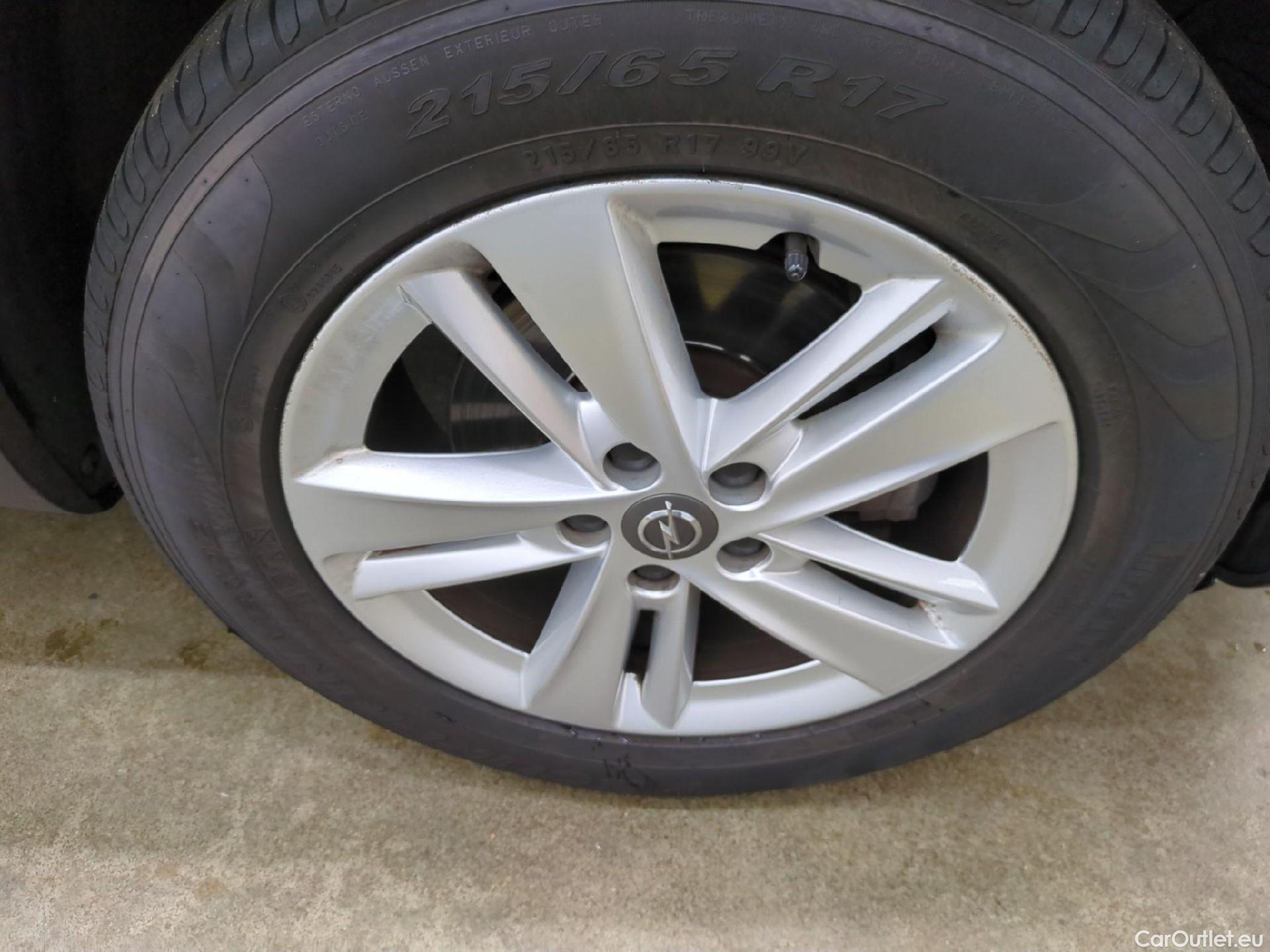  Opel   Grandland X Grandland X Elegance Business 1.5 130CV BVA8 E6d #13