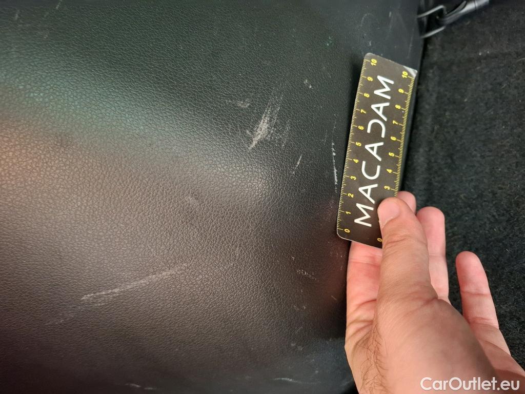  Hyundai  Tucson HYUNDAI  / 2018 / 5P / SUV 1.6 CRDI 115 HYBRID 48V CREATIVE #43