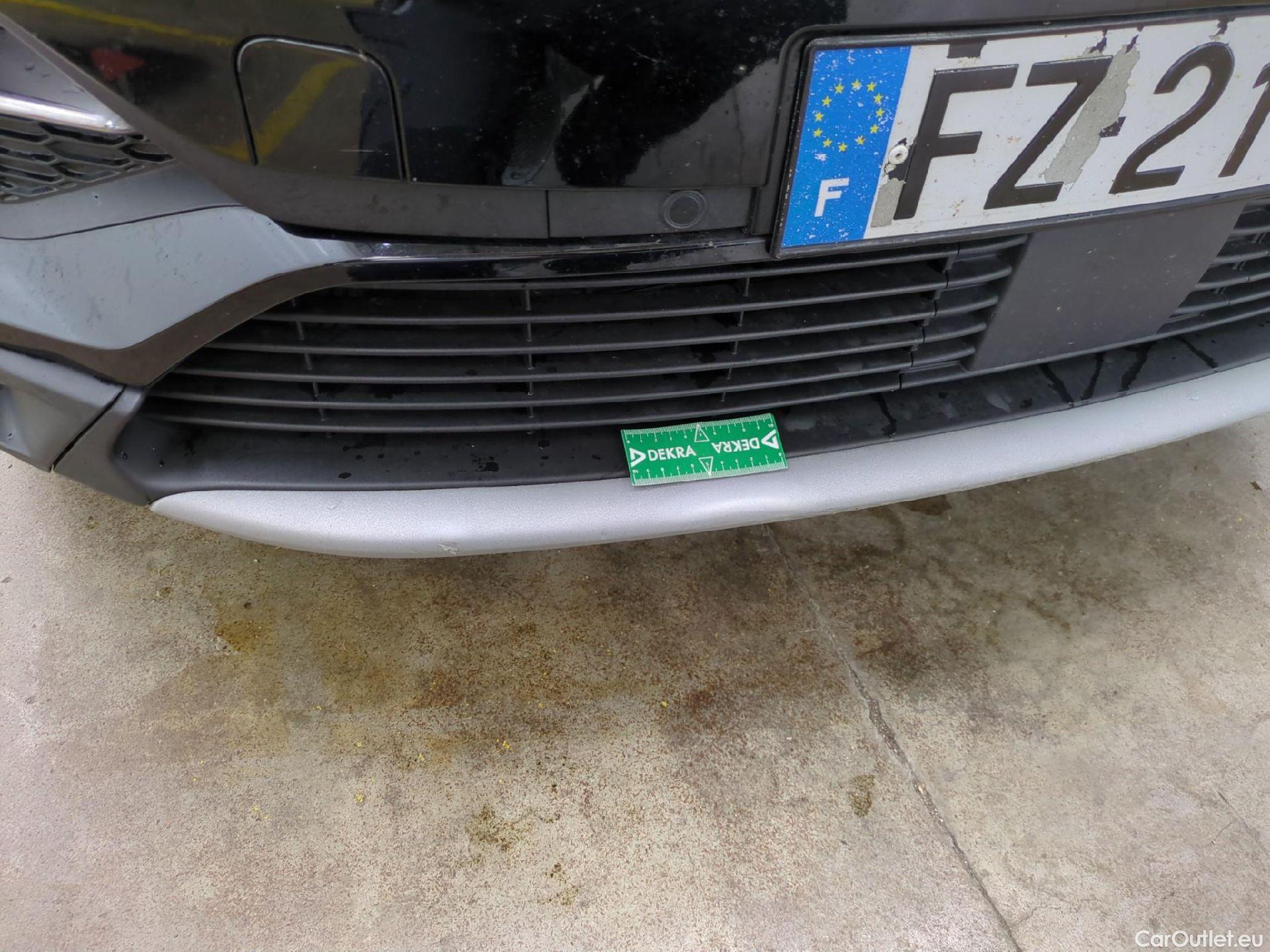  Opel   Grandland X Grandland X Elegance Business 1.5 130CV BVA8 E6d #33