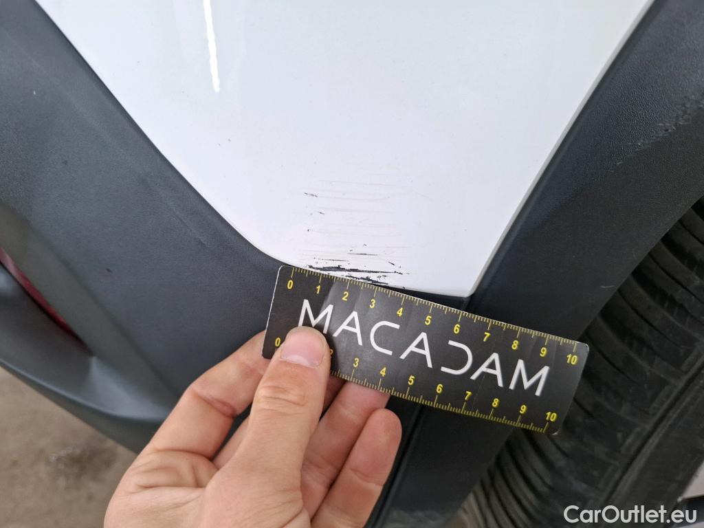  Peugeot  2008  Allure Pack 1.5 HDi 130CV BVA8 E6d #34