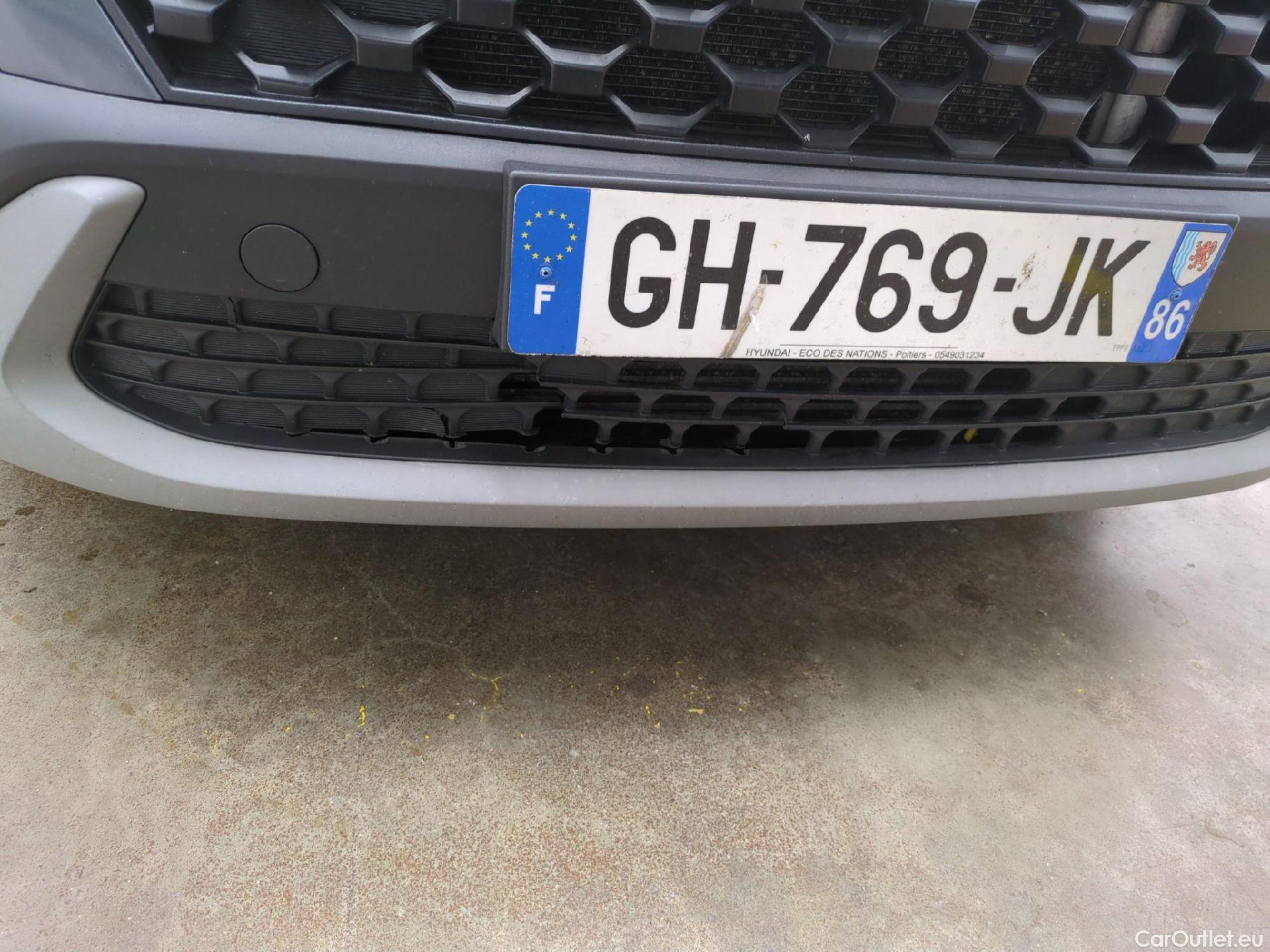  Hyundai  Konna HYUNDAI Kona / 2020 / 5P / SUV 1.0 T-GDI 120 HYBRID 48V BUSINESS #25