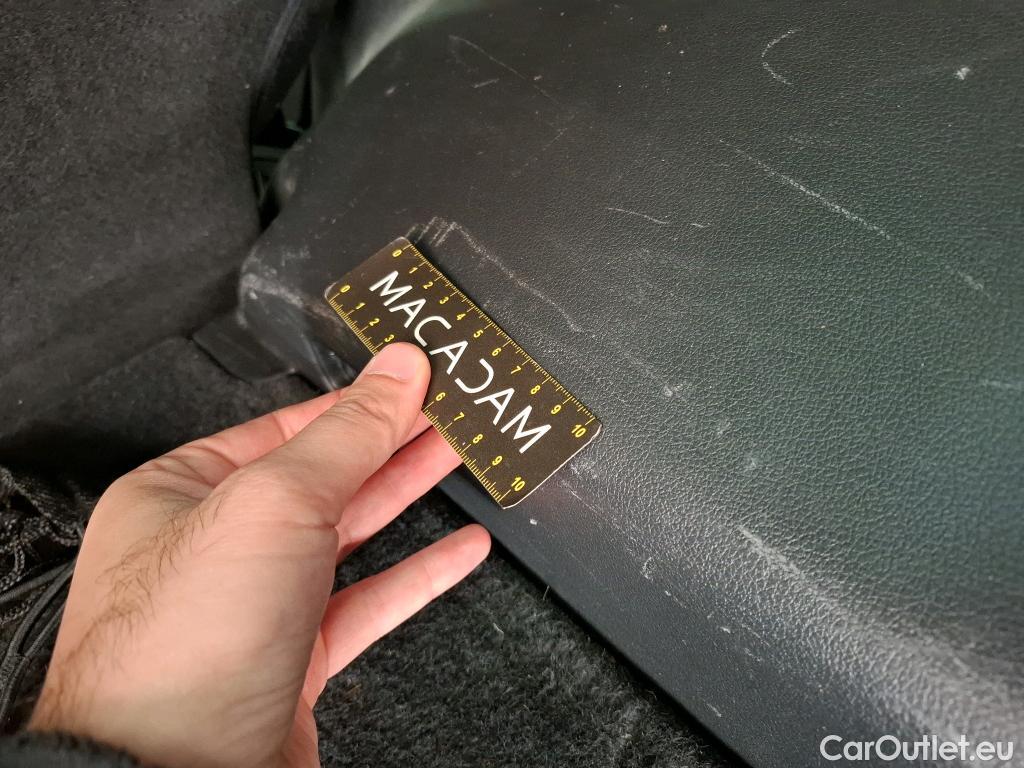  Hyundai  Tucson HYUNDAI  / 2018 / 5P / SUV 1.6 CRDI 115 HYBRID 48V CREATIVE #46