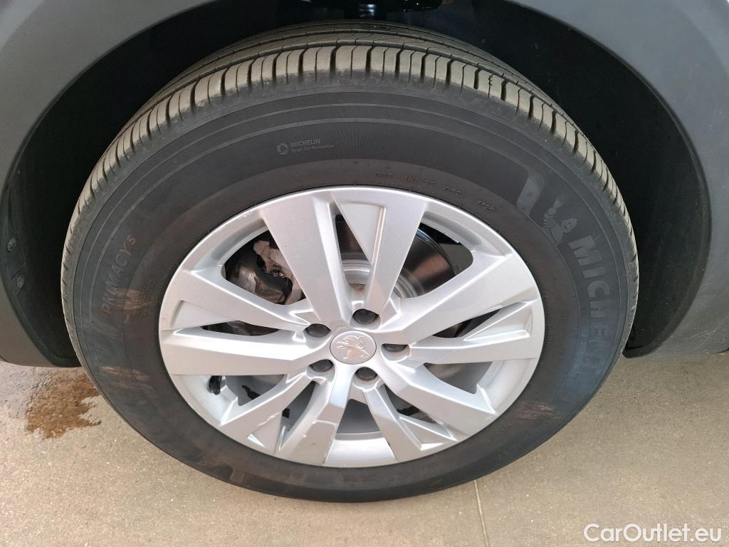  Peugeot  3008  Active Pack 1.2 PureTech 130CV BVA8 E6d #6