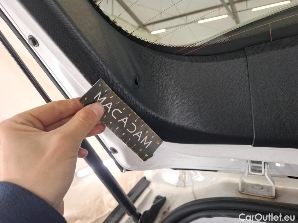  Peugeot  2008  Allure Pack 1.5 HDi 130CV BVA8 E6d #12