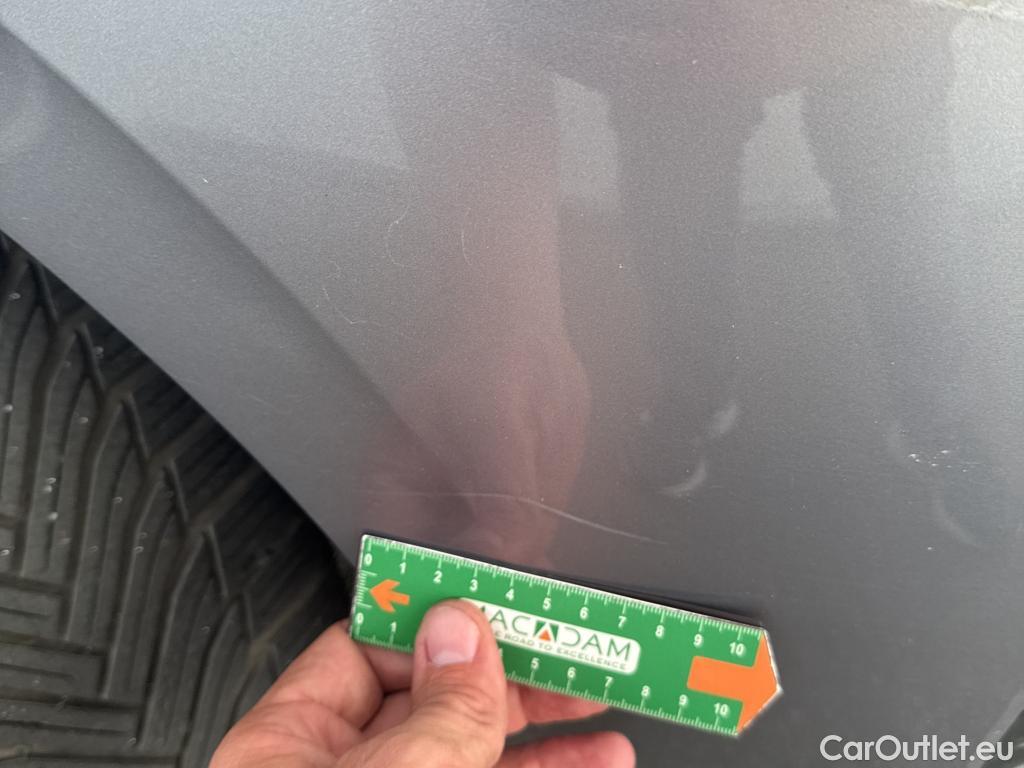  Peugeot  308 PEUGEOT  SW / 2021 / 5P / Break PureTech 130 S&S EAT 8 ALLURE #24