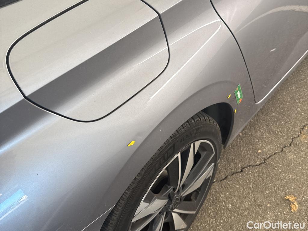  Peugeot  308 PEUGEOT  SW / 2021 / 5P / Break PureTech 130 S&S EAT 8 ALLURE #13