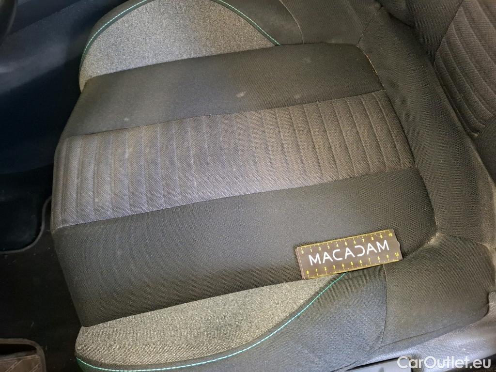  Peugeot  3008  II Style 1.5 HDi 130CV BVA8 E6d #18