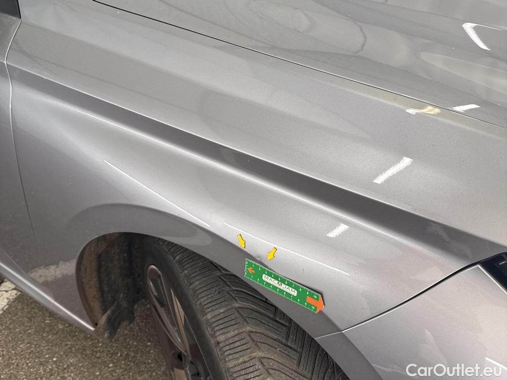  Peugeot  308 PEUGEOT  SW / 2021 / 5P / Break PureTech 130 S&S EAT 8 ALLURE #45