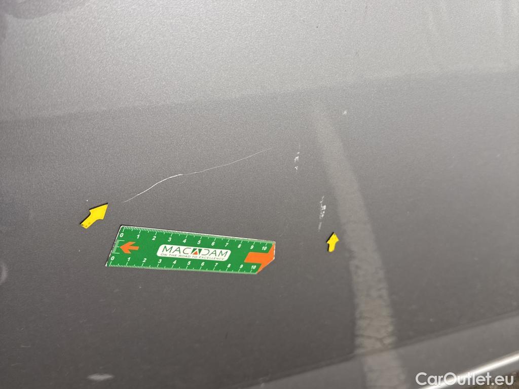  Peugeot  308 PEUGEOT  SW / 2021 / 5P / Break PureTech 130 S&S EAT 8 ALLURE #20