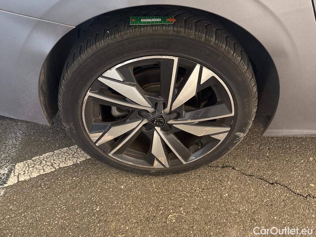  Peugeot  308 PEUGEOT  SW / 2021 / 5P / Break PureTech 130 S&S EAT 8 ALLURE #38