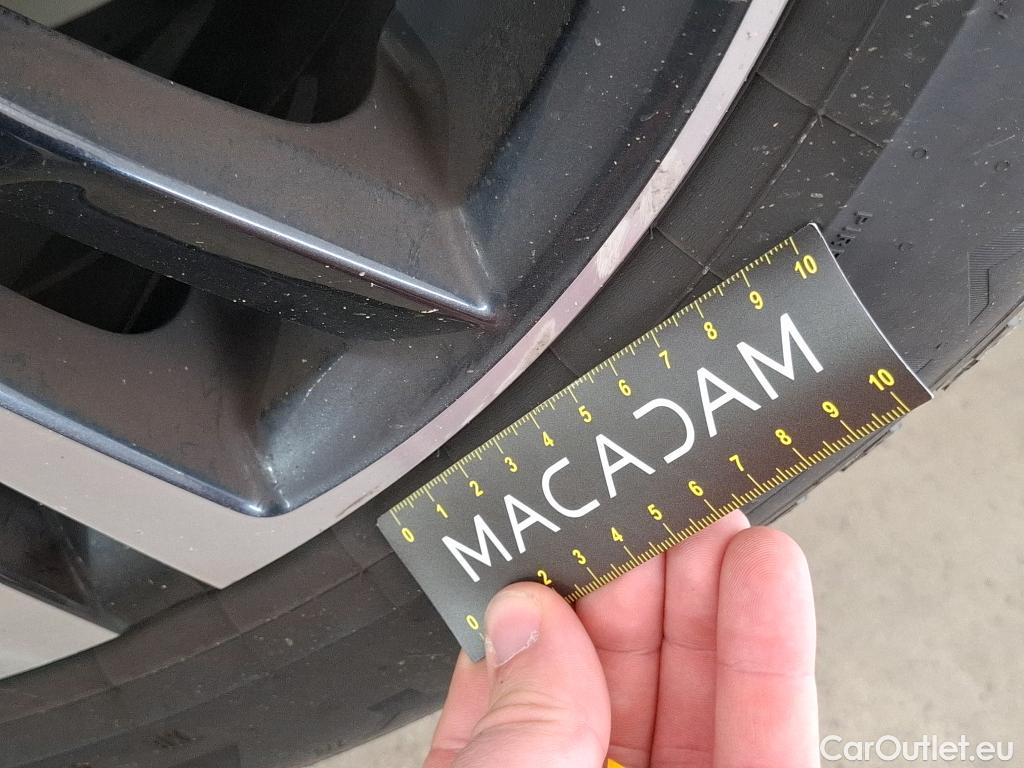  Peugeot  3008  GT Line 1.5 HDi 130CV BVA8 E6dT #3