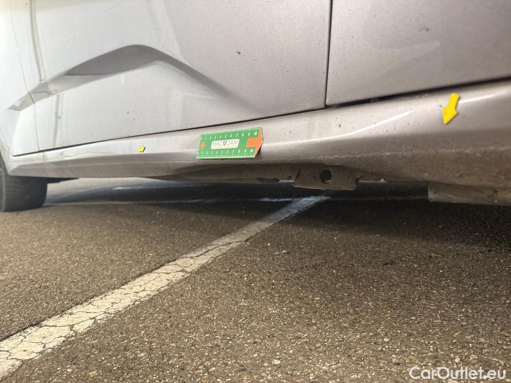  Peugeot  308 PEUGEOT  SW / 2021 / 5P / Break PureTech 130 S&S EAT 8 ALLURE #11