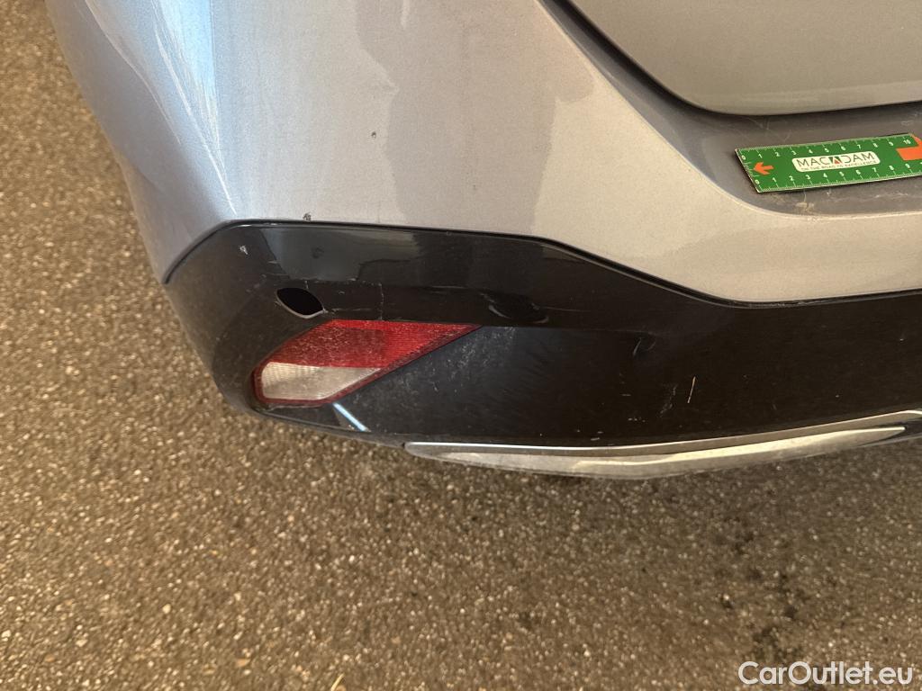  Peugeot  308 PEUGEOT  SW / 2021 / 5P / Break PureTech 130 S&S EAT 8 ALLURE #26