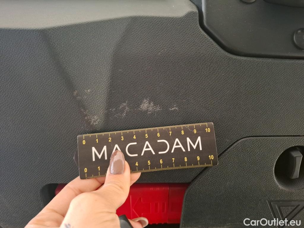  Peugeot  3008  II Style 1.5 HDi 130CV BVA8 E6d #9