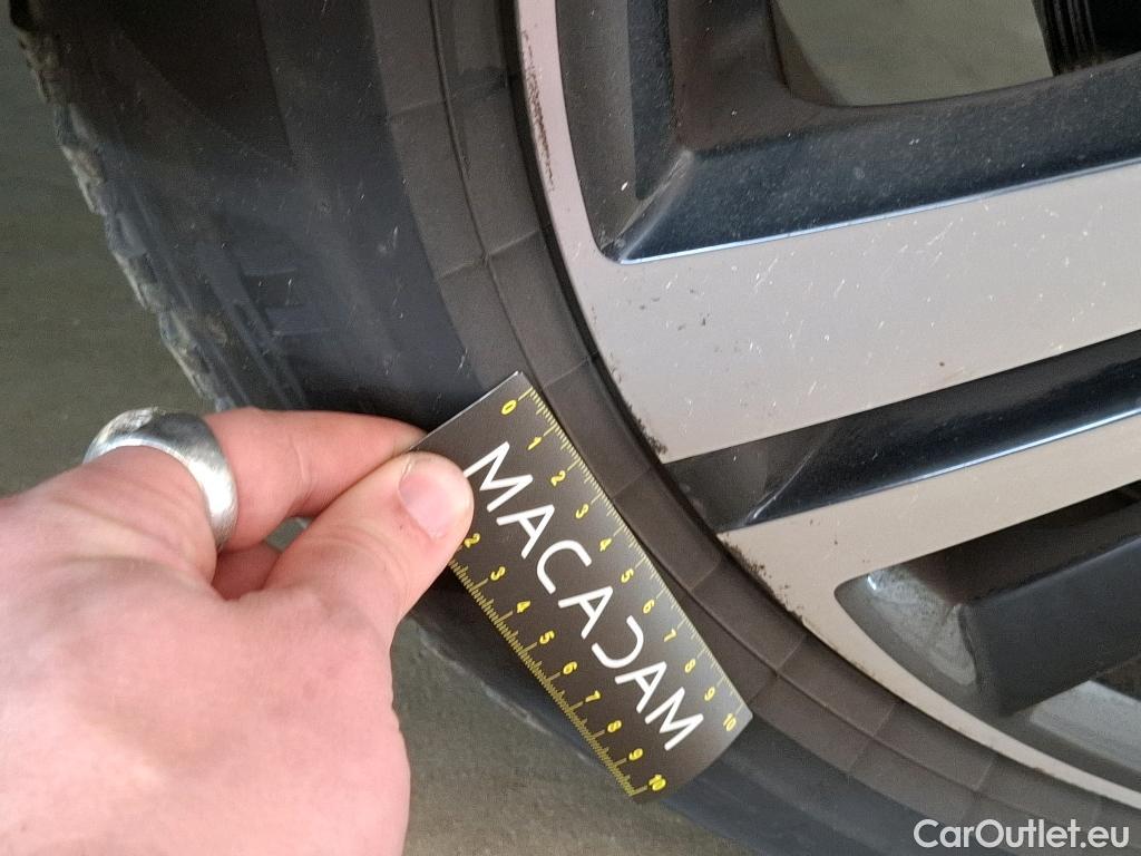  Peugeot  3008  GT Line 1.5 HDi 130CV BVA8 E6dT #10