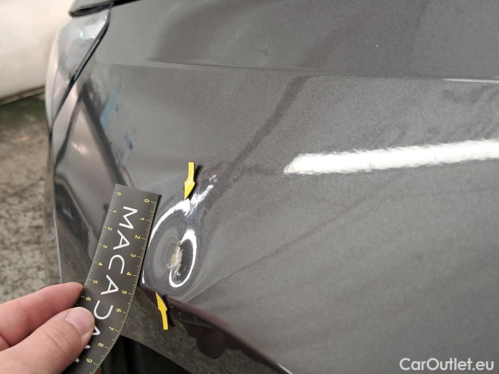  Peugeot  308 PEUGEOT  / 2017 / 5P / Berline Puretech 130 S&S EAT8 Allure #14