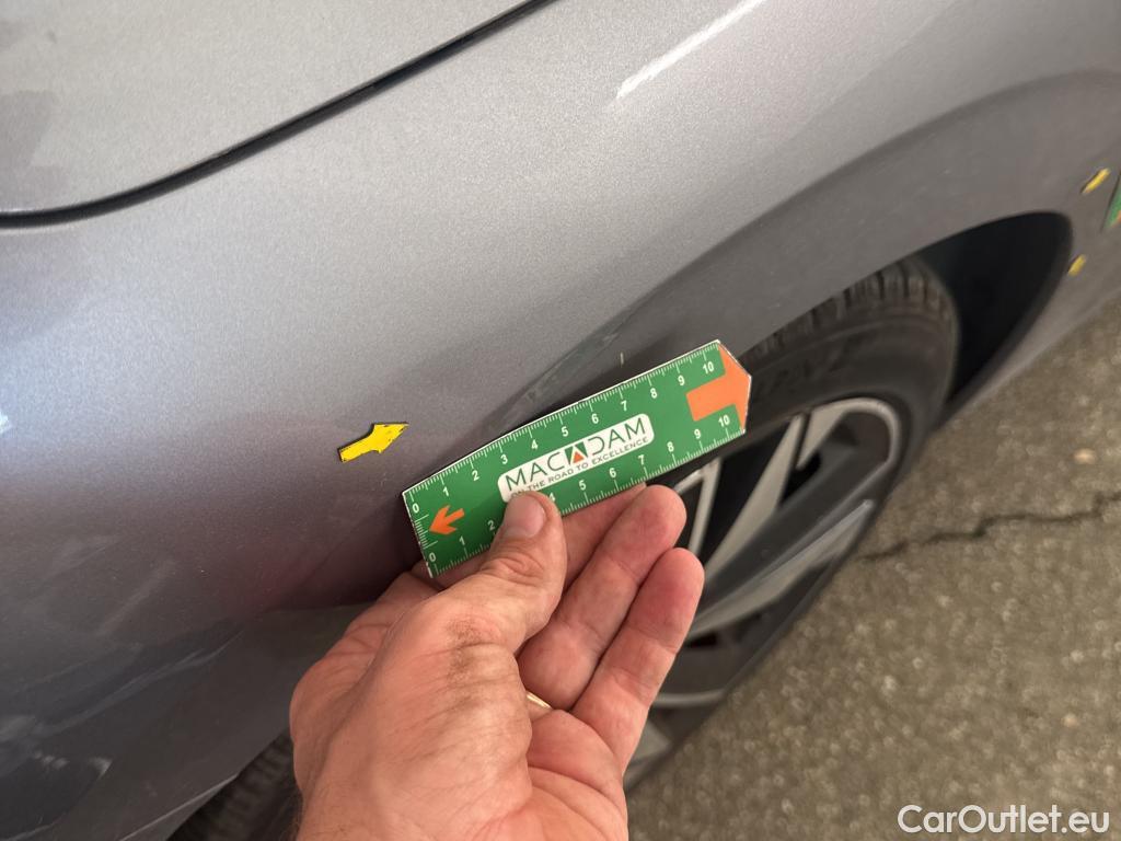  Peugeot  308 PEUGEOT  SW / 2021 / 5P / Break PureTech 130 S&S EAT 8 ALLURE #14