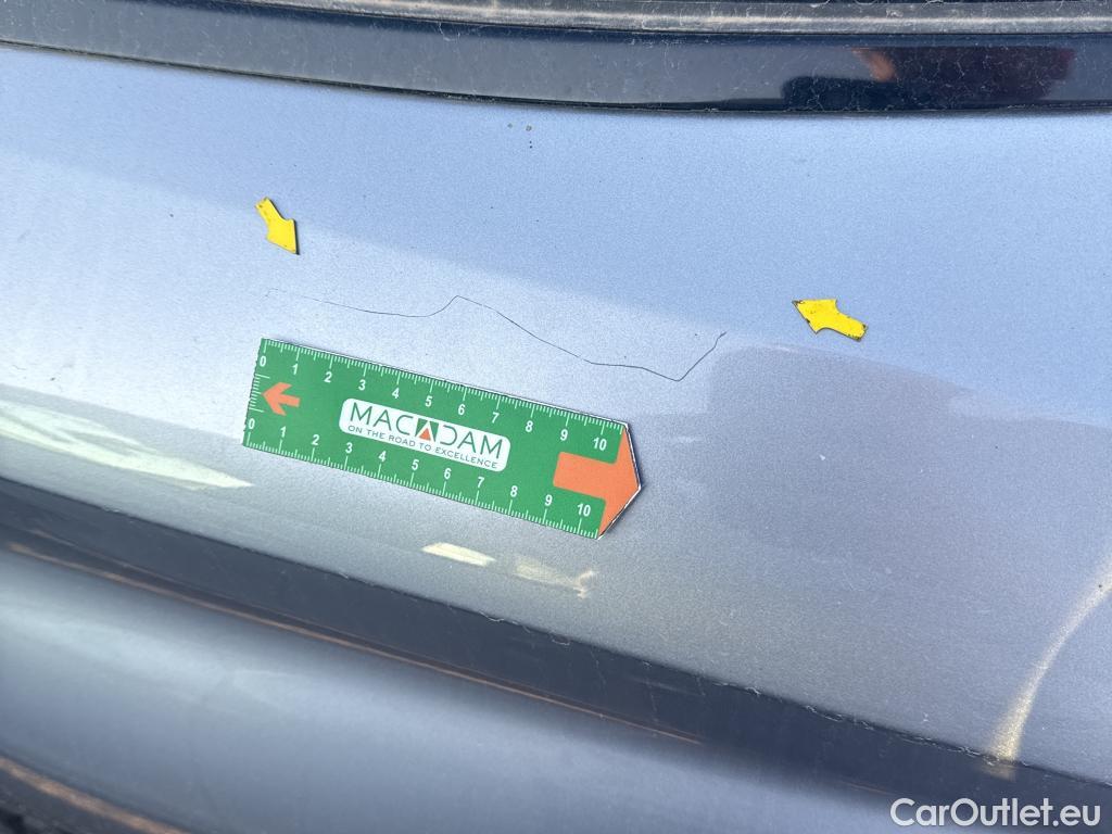  Peugeot  308 PEUGEOT  SW / 2021 / 5P / Break PureTech 130 S&S EAT 8 ALLURE #9