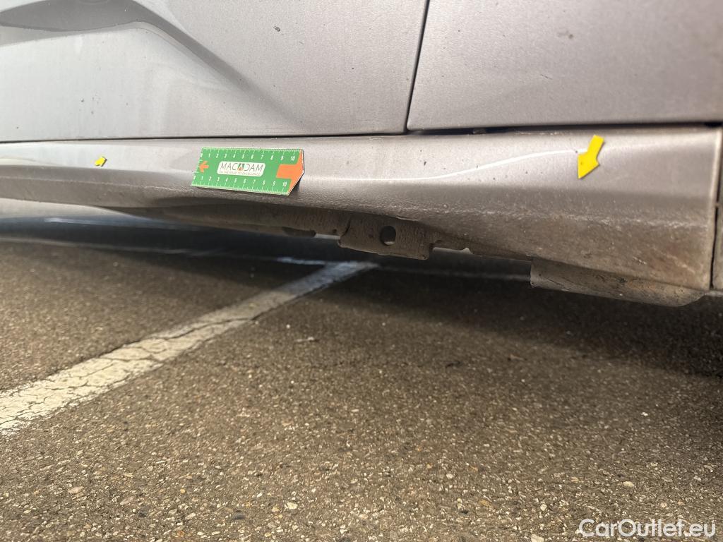  Peugeot  308 PEUGEOT  SW / 2021 / 5P / Break PureTech 130 S&S EAT 8 ALLURE #12