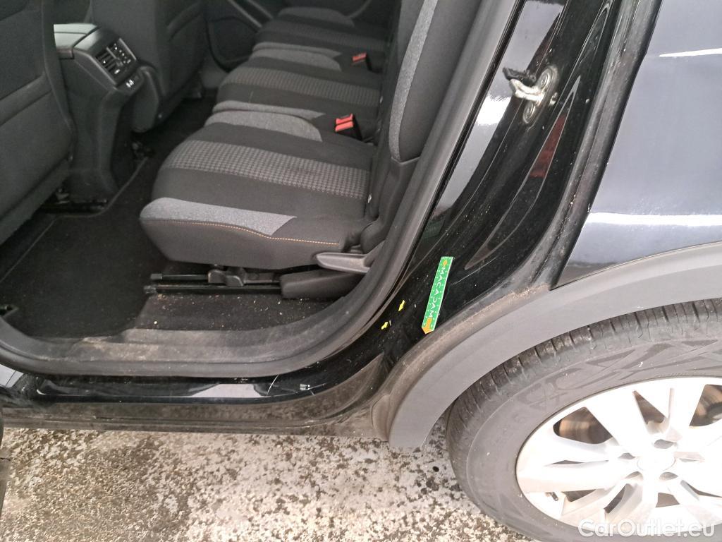  Peugeot  5008  Active Business 1.5 HDi 130CV BVM6 7 Sieges E6dT #9