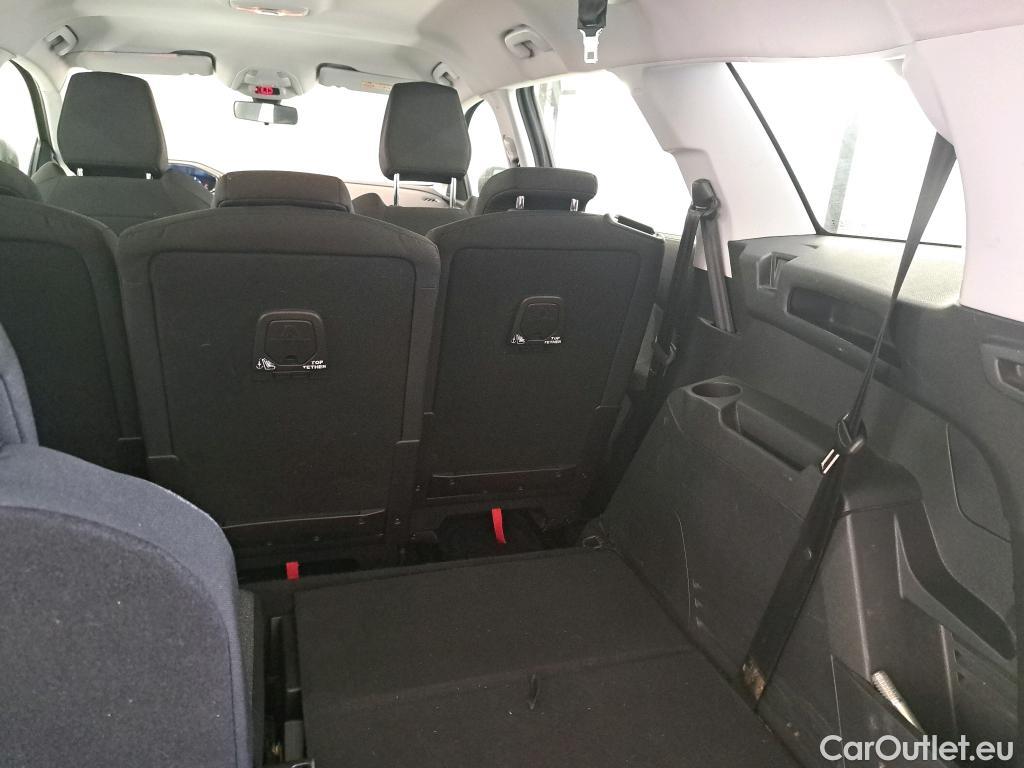  Peugeot  5008 PEUGEOT  / 2016 / 5P / SUV Puretech 130 S&S ACCESS #1