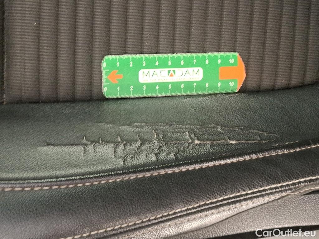  Renault  Grand Scenic RENAULT Grand Scénic / 2016 / 5P / monospace Intens Blue dCi 120 #31