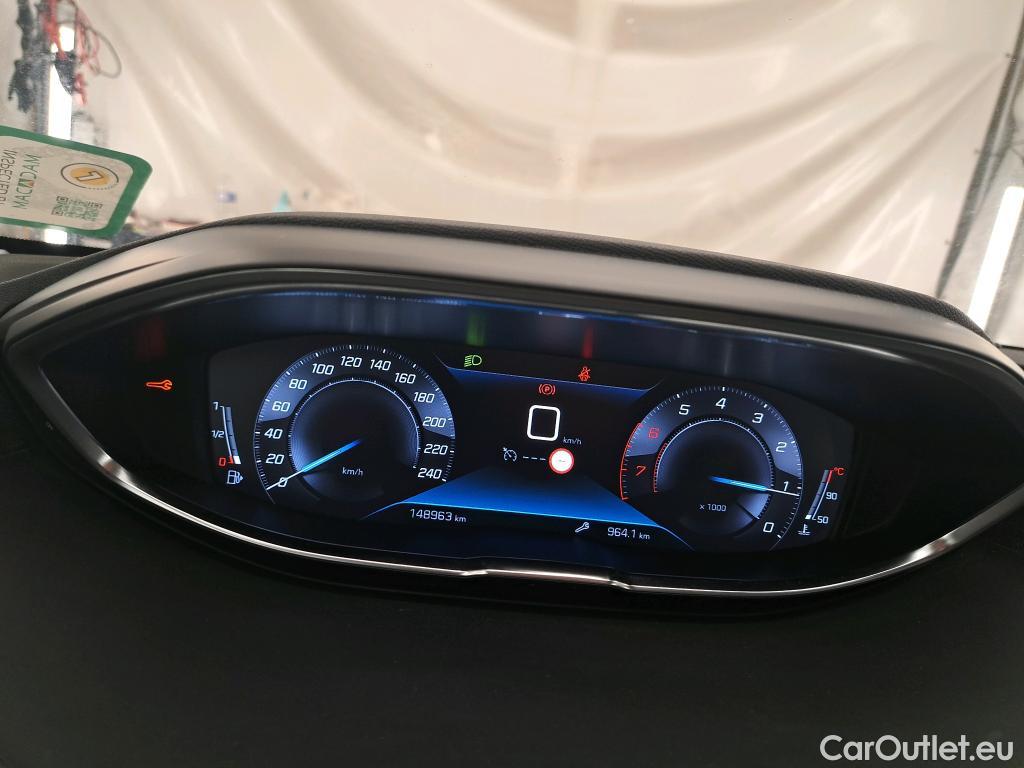  Peugeot  5008 PEUGEOT  / 2016 / 5P / SUV Puretech 130 S&S ACCESS #19