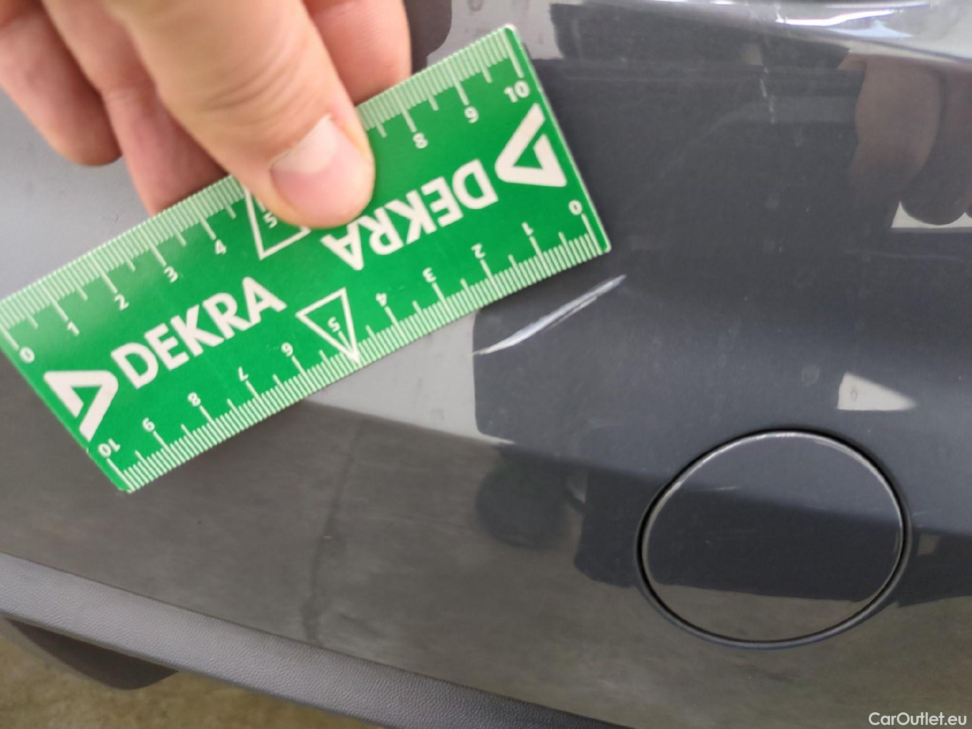  Volkswagen  Touran  Style 1.5 TSI 150CV BVA7 E6d #37