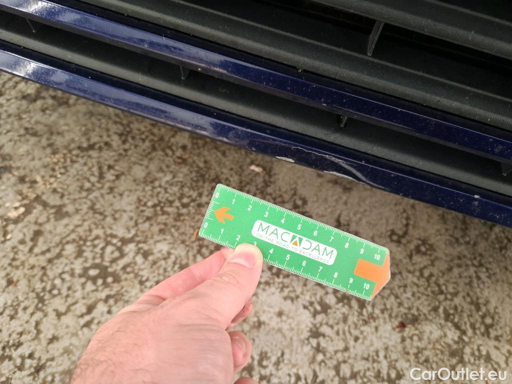  Volkswagen  Touran  Lounge Business BMT/Start-Stopp 2.0 TDI 115CV BVA7 E6dT #8