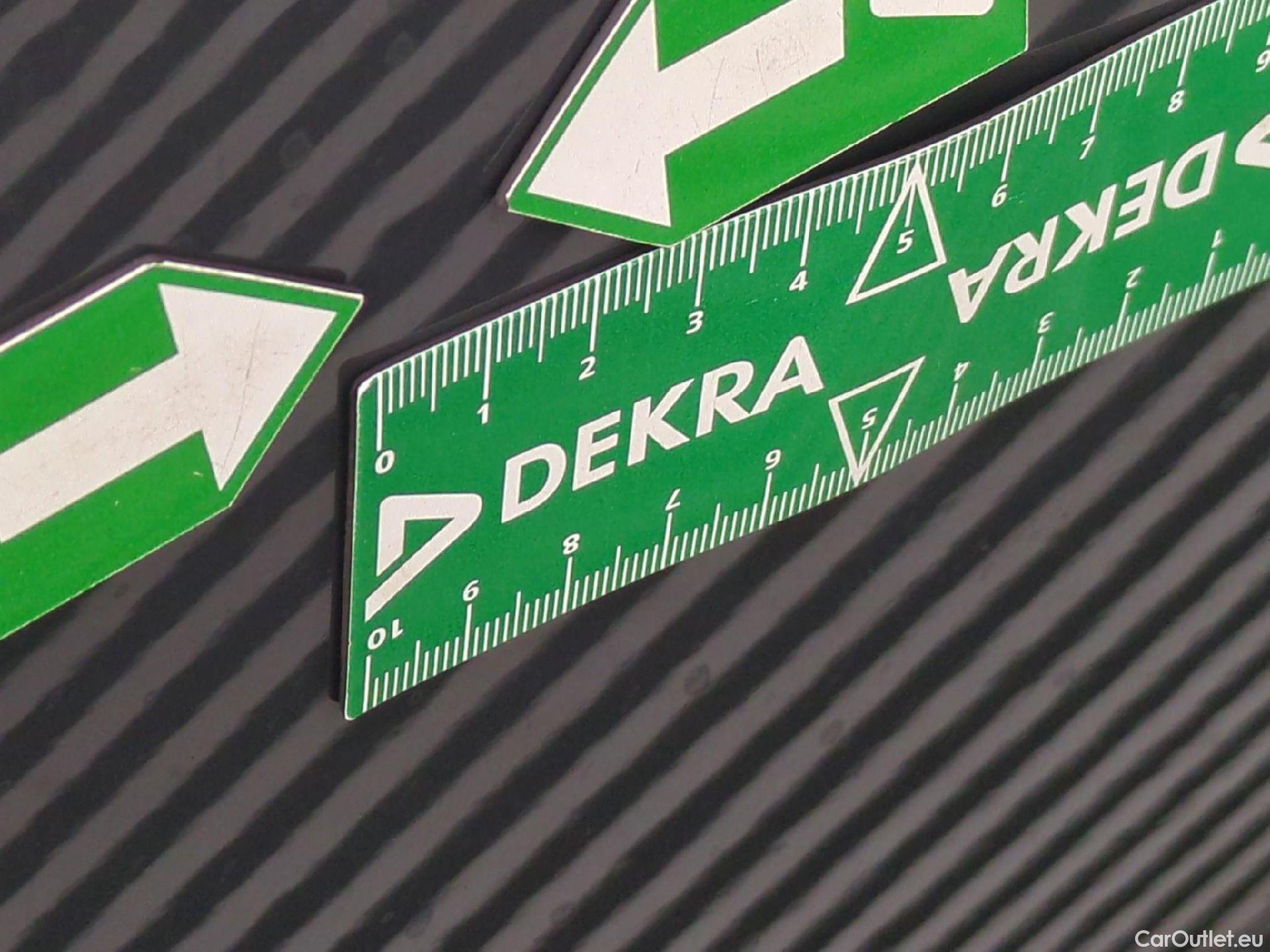  Volkswagen  Touran  Style 1.5 TSI 150CV BVA7 E6d #18