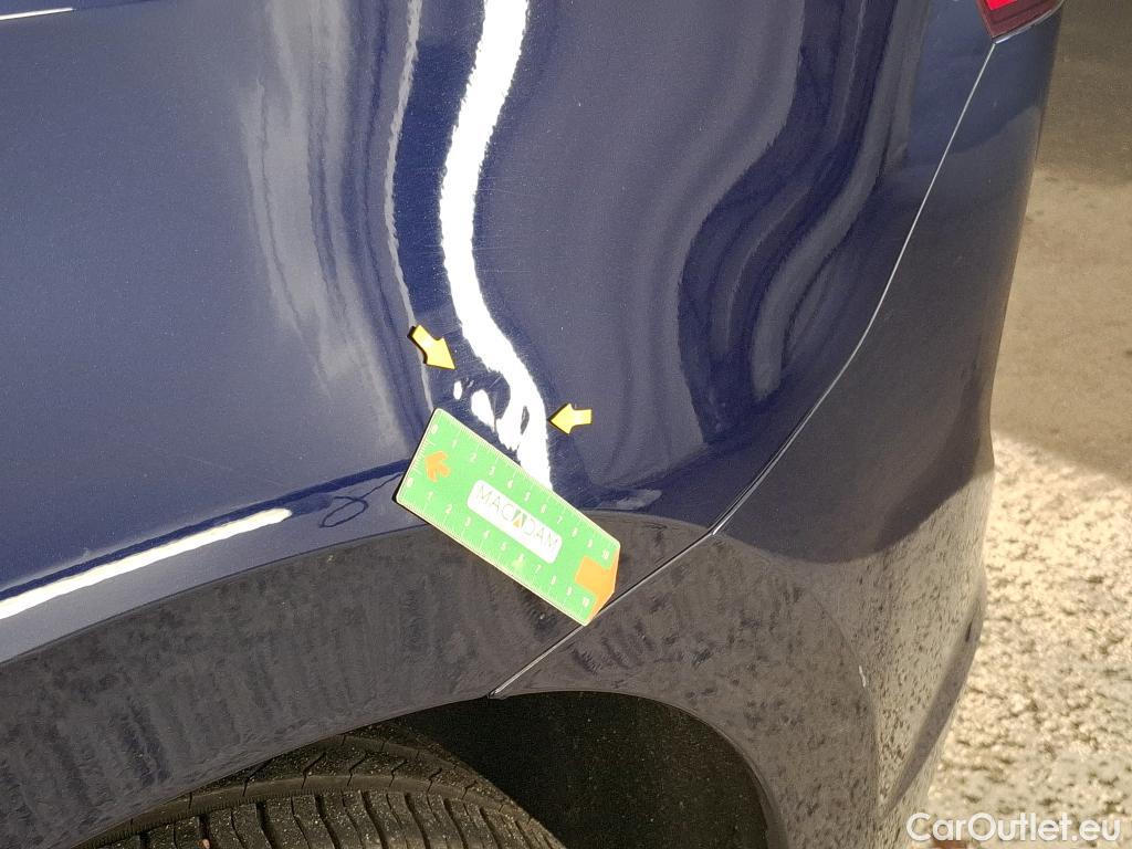  Volkswagen  Touran  Lounge Business BMT/Start-Stopp 2.0 TDI 115CV BVA7 E6dT #16