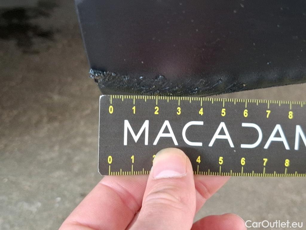  Tesla  Model Y TESLA  / 2021 / 5P / SUV RWD #28