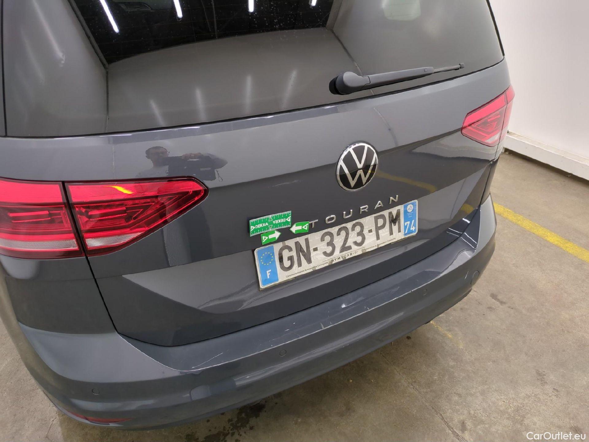  Volkswagen  Touran  Style 1.5 TSI 150CV BVA7 E6d #40