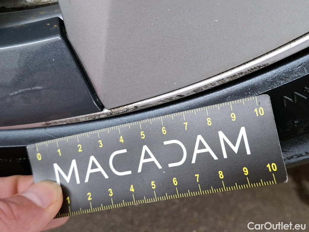  Tesla  Model Y TESLA  / 2021 / 5P / SUV RWD #16