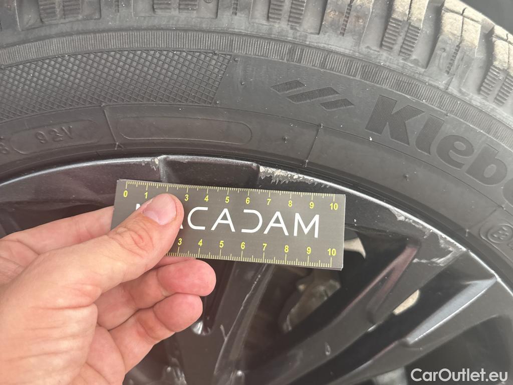  Toyota  Yaris Cross TOYOTA  Hybride / 2021 / 5P / SUV 1.5 HYBRID 116H TRAIL AUTO #13