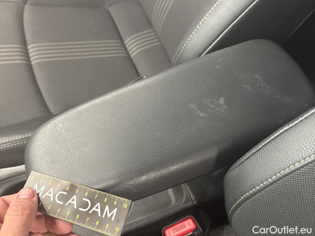  Toyota  Yaris Cross TOYOTA  Hybride / 2021 / 5P / SUV 1.5 HYBRID 116H TRAIL AUTO #18