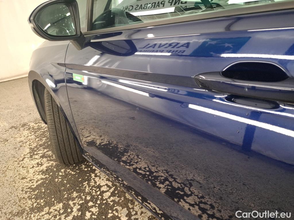  Volkswagen  Touran  Lounge Business BMT/Start-Stopp 2.0 TDI 115CV BVA7 E6dT #22