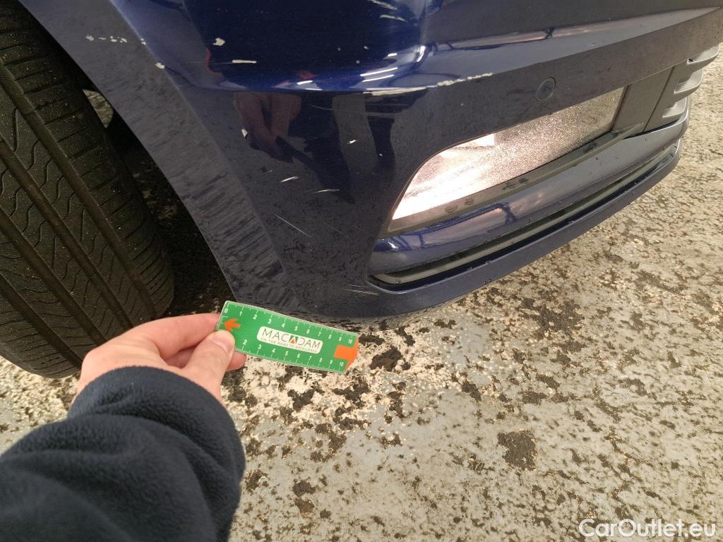  Volkswagen  Touran  Lounge Business BMT/Start-Stopp 2.0 TDI 115CV BVA7 E6dT #6