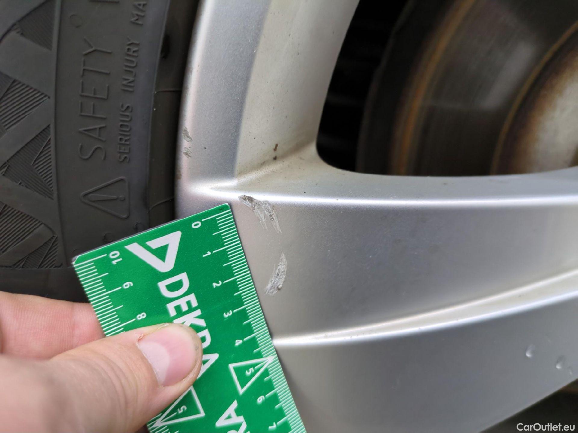  Skoda  Superb  Break Business 2.0 TDI 120CV BVA7 E6d #2