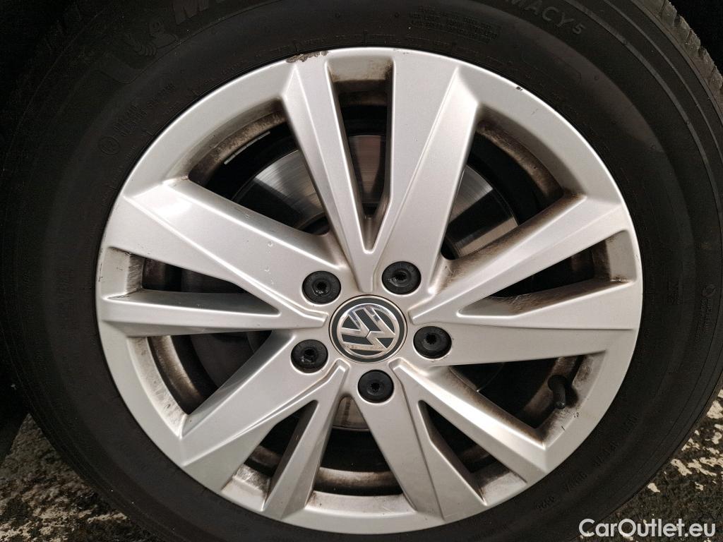  Volkswagen  Touran  Lounge Business BMT/Start-Stopp 2.0 TDI 115CV BVA7 E6dT #53