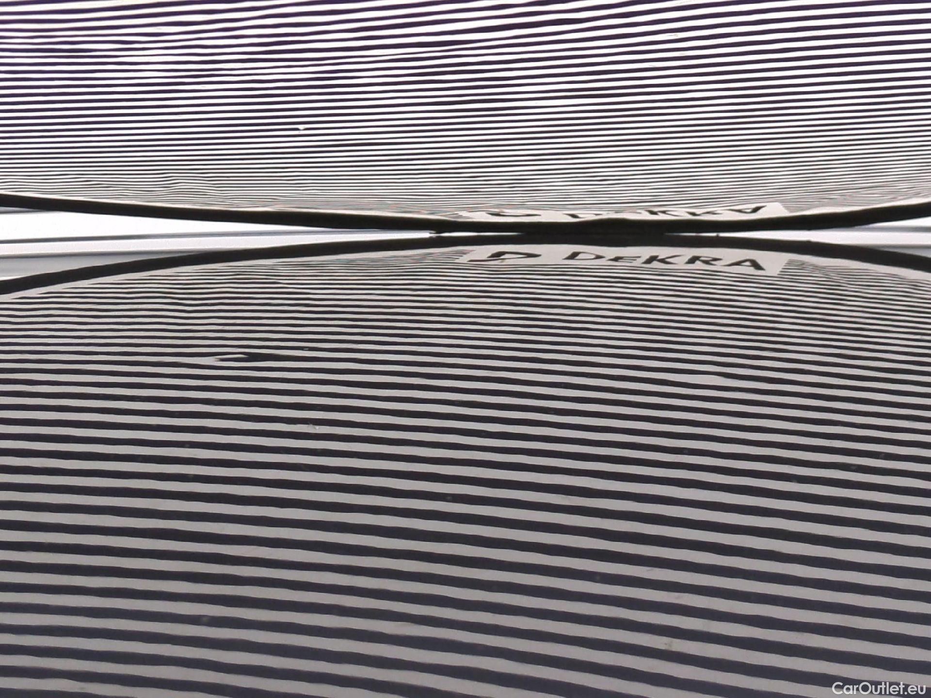  Volkswagen  Touran  Style 1.5 TSI 150CV BVA7 E6d #9